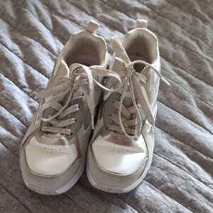 Skechers Kids' Sneakers in Cream and White Sz 4.5